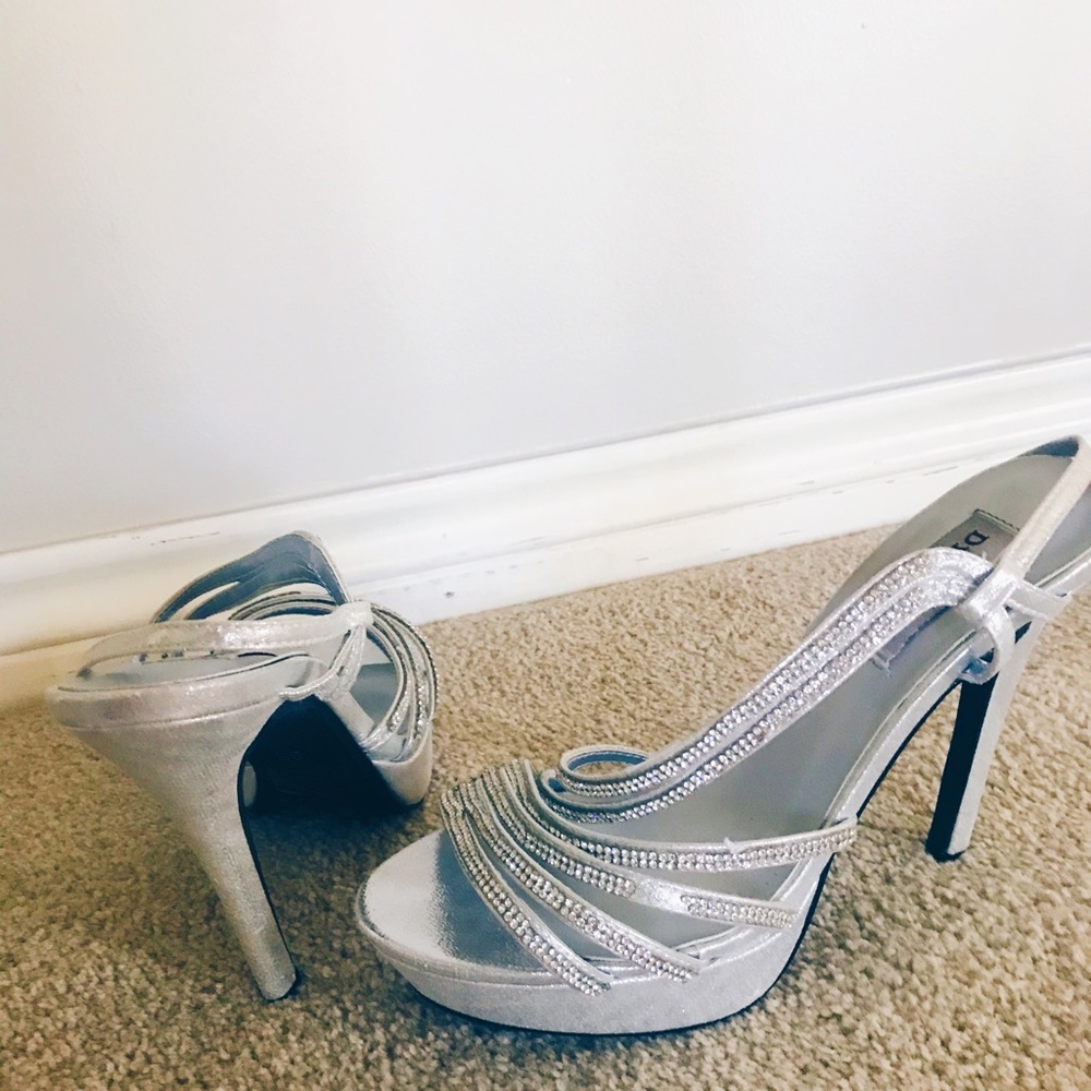 Dyeables sparkling heels!!